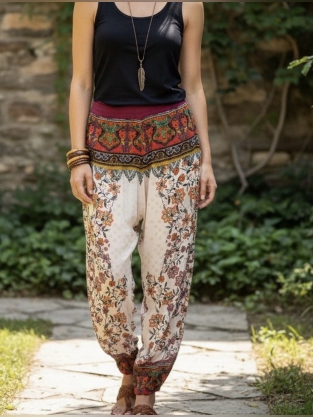 Free People Bohemian Floral Harem Pants. Size Small🦋